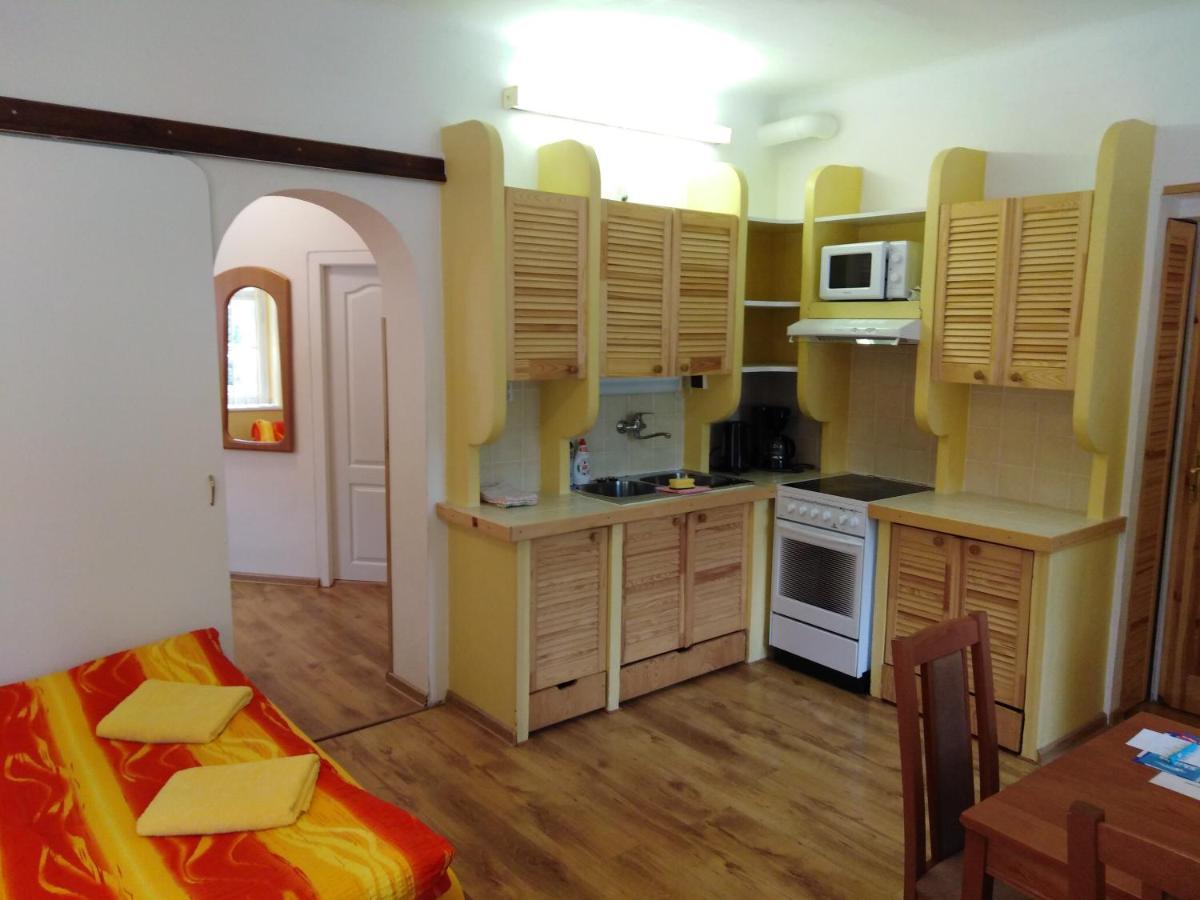 Apartmany Ilona Рокитнице над Ийзероу Екстериор снимка
