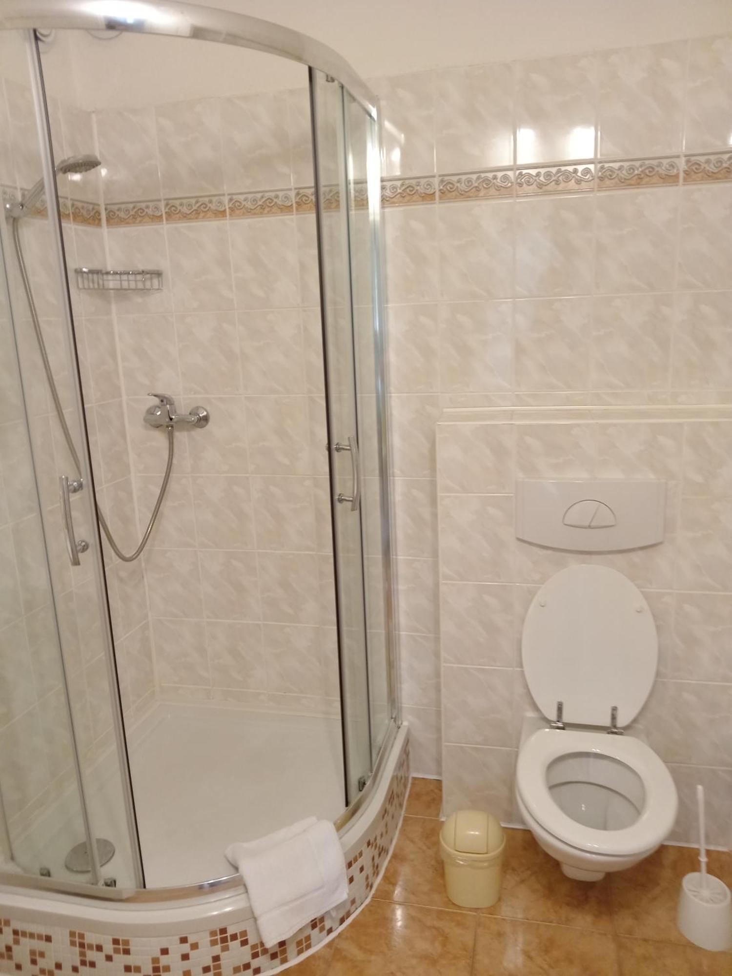 Apartmany Ilona Рокитнице над Ийзероу Екстериор снимка
