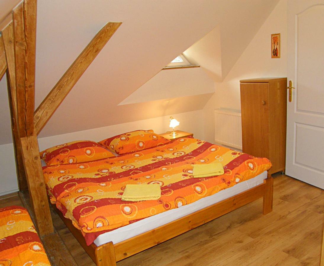 Apartmany Ilona Рокитнице над Ийзероу Екстериор снимка
